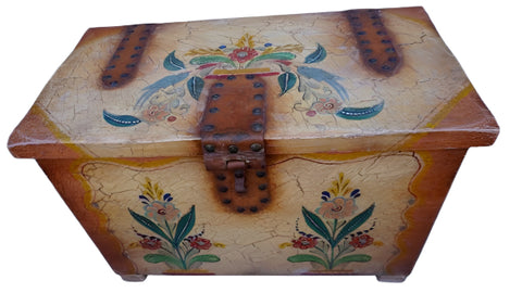 Coronado Hand Decorated Trunk F2501