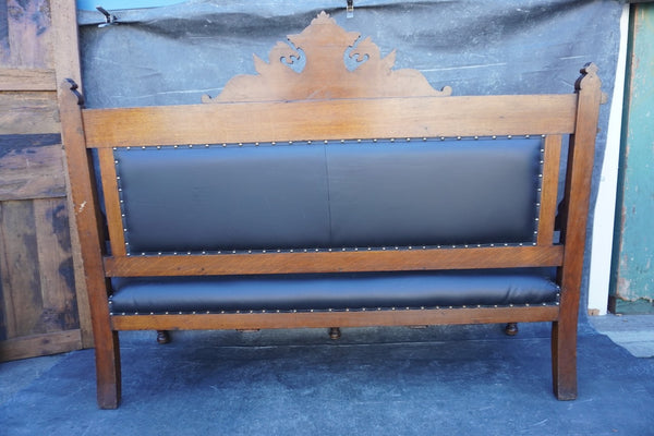 Gilded Age American Gothic Waiting Room Bench in Oak F2541