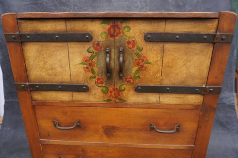 Monterey Gentleman's Dresser in Smoky Maple w Floral Decoration F2556