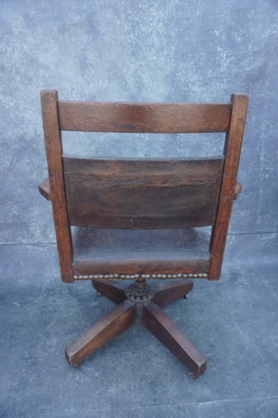 Gustav Stickley Swivel Desk chair 1905 F2580