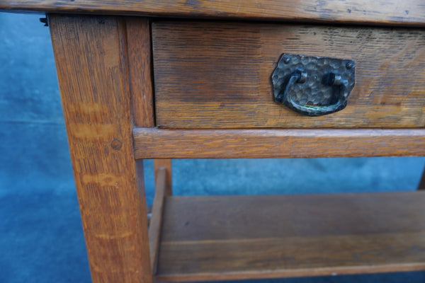 L & JG Stickley Arts & Crafts Desk c 1910 F2600