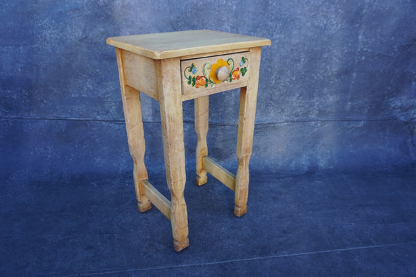 Monterey Straw Ivory Bedside/End Table  c 1930 F2622