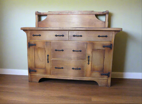 Coronado Sideboard w Decorations 1933 F2627