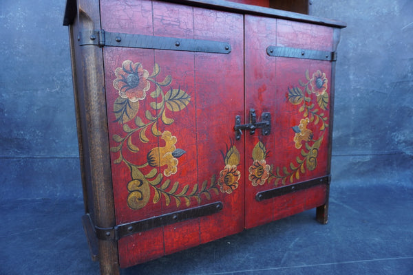 Monterey Classic Hutch Original Crackle Finish in Red F2640