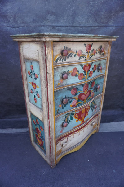 5-Drawer Dresser Decorated by Peter Hunt c.1930 F2668