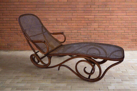 Original Thonet Model 2 Adjustable Chaise Lounge c.1880s F2679