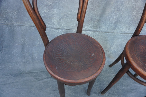 Pair of Thonet Chairs, style No. 14, c.1860 F2697