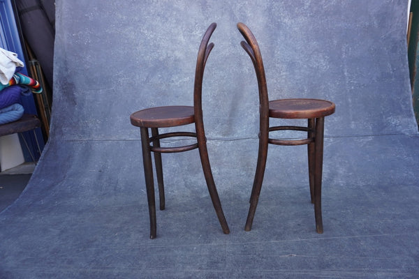 Pair of Thonet Chairs, style No. 14, c.1860 F2697
