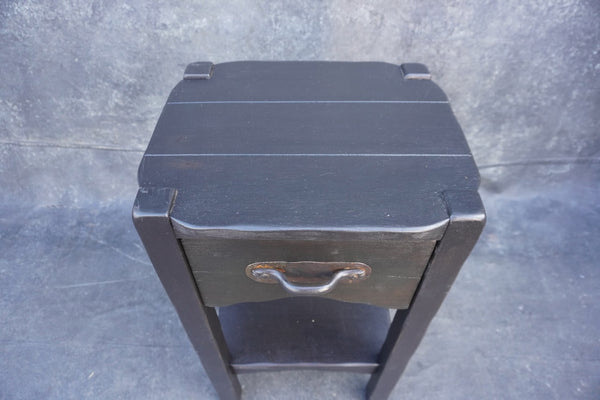 Classic Era Monterey End Table F2713