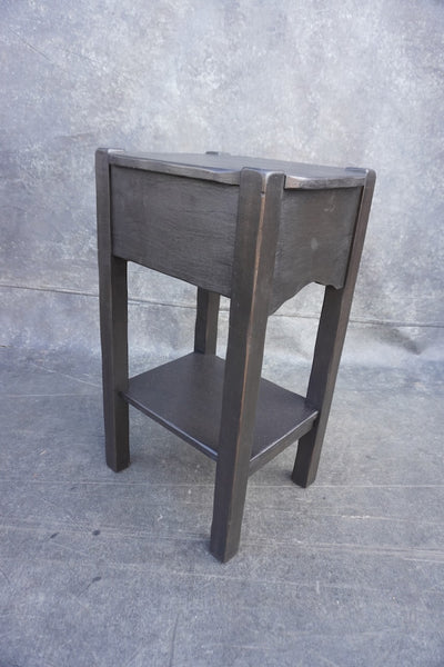 Classic Era Monterey End Table F2713