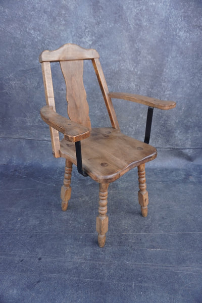 Monterey A-Frame Captains Chair F2714