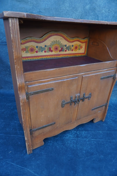 Original Branded Monterey Server F2765