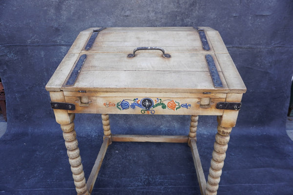 Original Monterey Straw Ivory Desk F2776