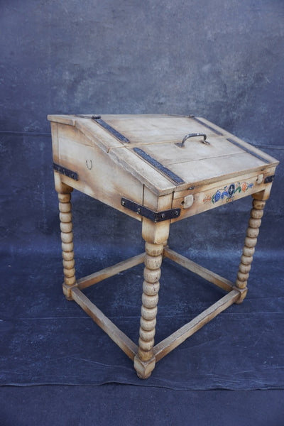 Original Monterey Straw Ivory Desk F2776