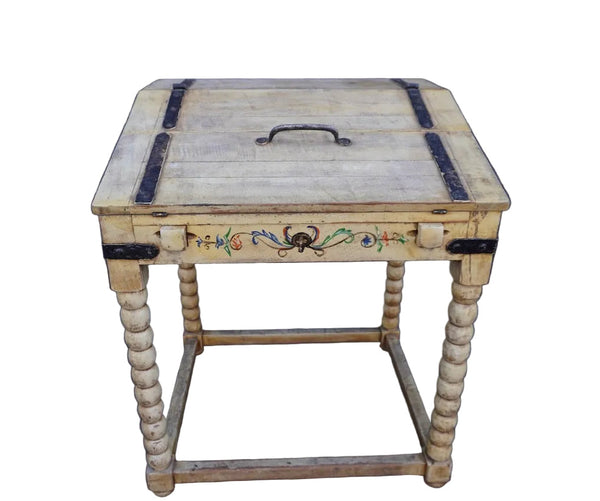 Original Monterey Straw Ivory Desk (Early Brand) F2777