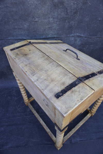 Original Monterey Straw Ivory Desk (Early Brand) F2777