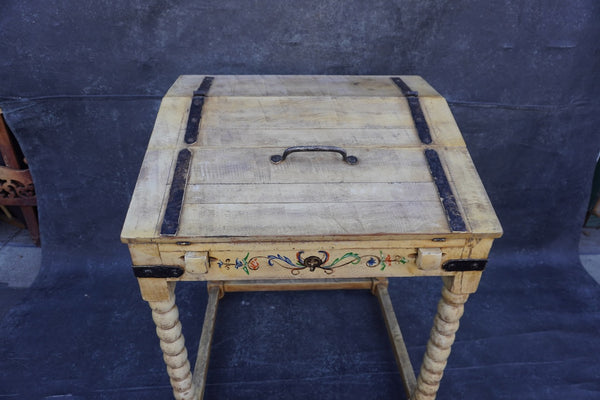 Original Monterey Straw Ivory Desk (Early Brand) F2777