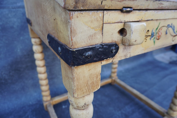 Original Monterey Straw Ivory Desk (Early Brand) F2777