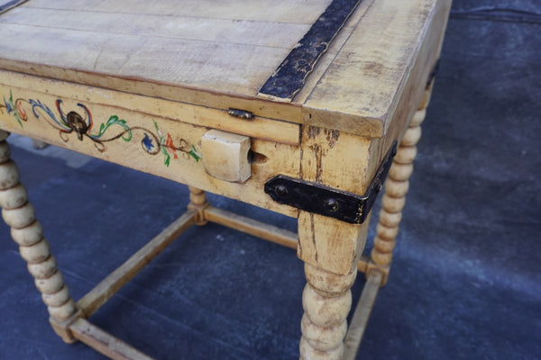 Original Monterey Straw Ivory Desk (Early Brand) F2777