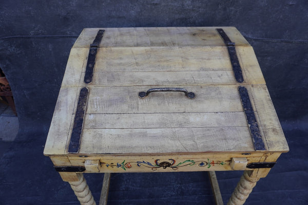 Original Monterey Straw Ivory Desk (Early Brand) F2777