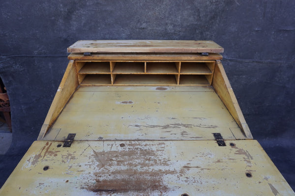 Original Monterey Straw Ivory Desk (Early Brand) F2777