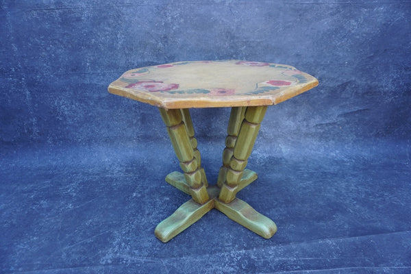 Original Monterey Decorated Side Table F2782
