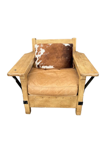 Warren Hyle Club Chair with Leather Upholstry F2799