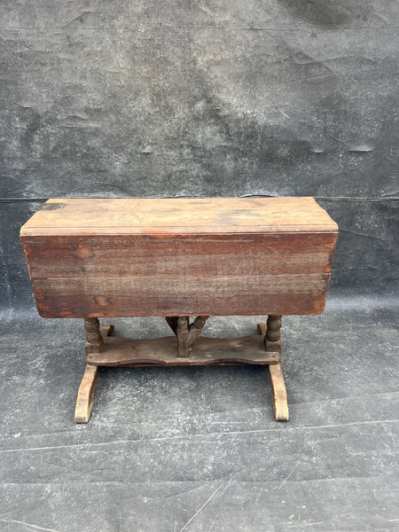 Original Monterey Classic Table F2811