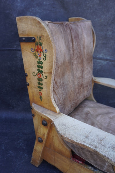Classic Monterey Wing Chair in Straw Ivory F2834