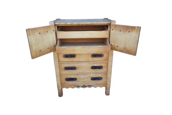 Original Monterey Gentlemen's Dresser in Straw Ivory F2840