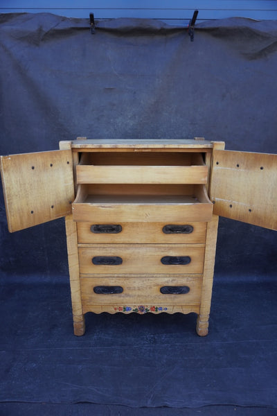 Original Monterey Gentlemen's Dresser in Straw Ivory F2840