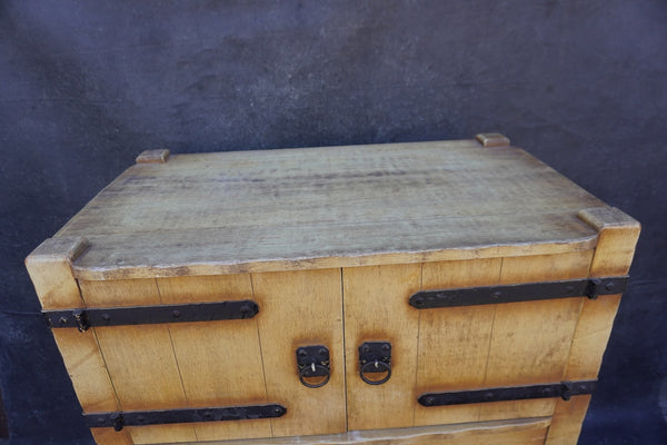 Original Monterey Gentlemen's Dresser in Straw Ivory F2840
