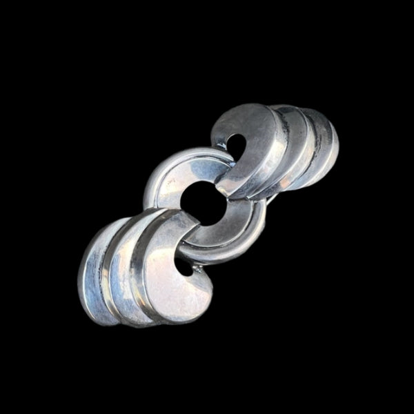Monet Silver Brooch J630