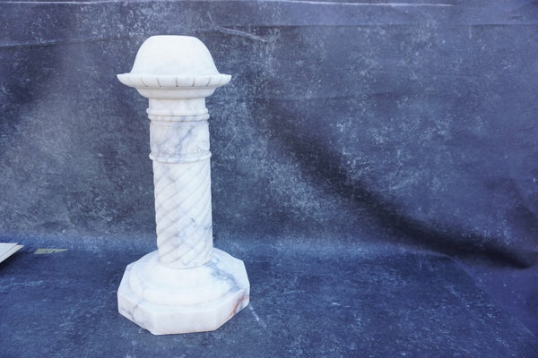 Neo-Classical Alabaster Lamp circa 1910 L780