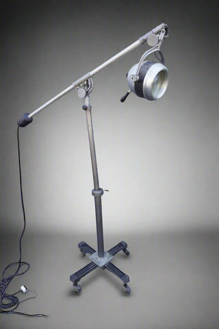 Industrial Studio Super Hi-Lite floor Lamp by Beattie Hollywood L796