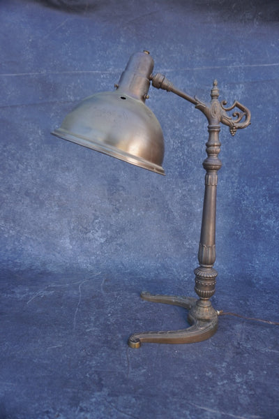 Jeweler's Lamp with Reflective Blue Glass L835