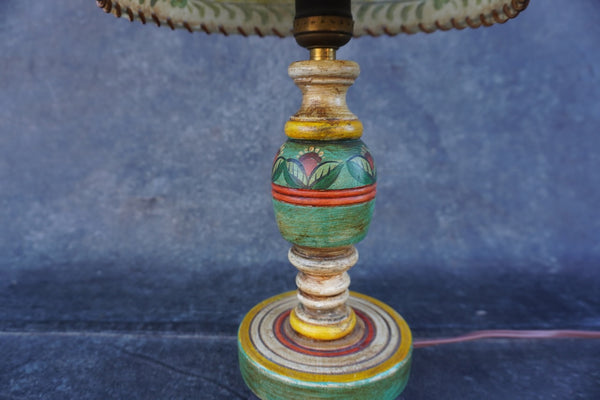 Monterey-style Painted Wood Table Lamp L845