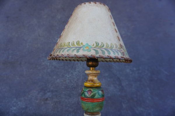 Monterey-style Painted Wood Table Lamp L845