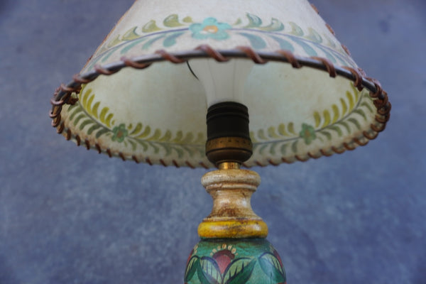 Monterey-style Painted Wood Table Lamp L845