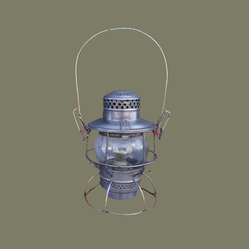 ADLAKE KERO 300 PC PENN CENTRAL TRAIN RAILROAD LAMP LANTERN