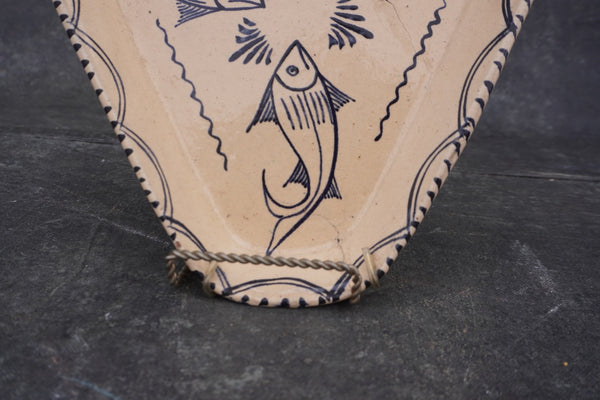 Vintage Mexican Plate from Tzintzuntzan, Triangular Fish M1987