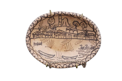Vintage Mexican Plate from Tzintzuntzan, Small Oval Village Scene M1988