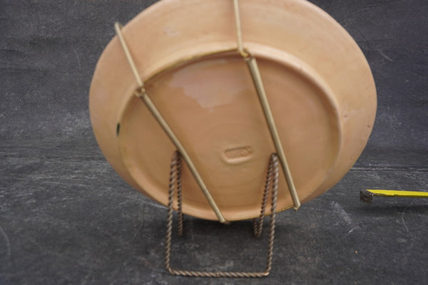 Mexican Tlaquepaque Plate, Man Carrying Basket M1996