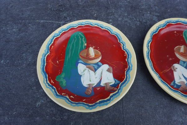 Bauer Los Angeles Mexicana Hand-painted Pair of Wall Plates M2991