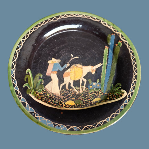 Mexican Tlaquepaque Plate in Black, Rare 1930s M3018