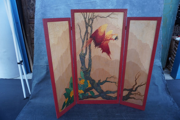 Lurabee - Parrot Painting on Tri-Fold Screen P3306