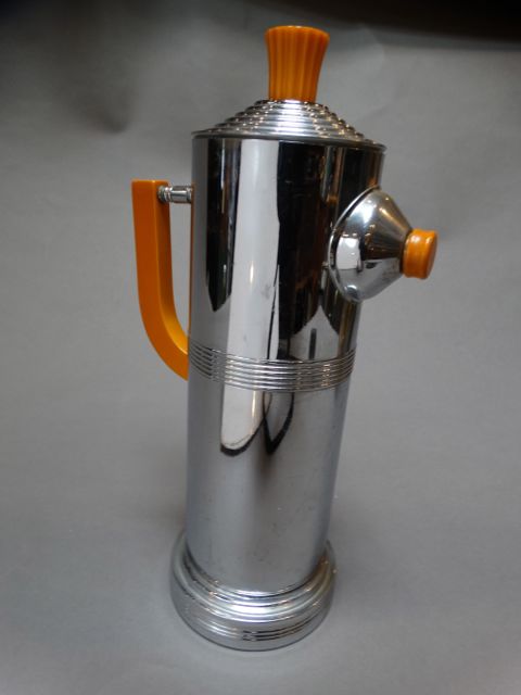 Art Deco Chrome Cocktail Shaker With Red Bakelite Handle