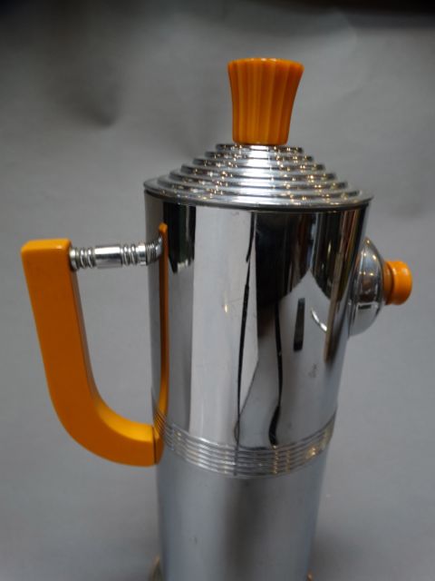 Art Deco Chrome Cocktail Shaker With Red Bakelite Handle