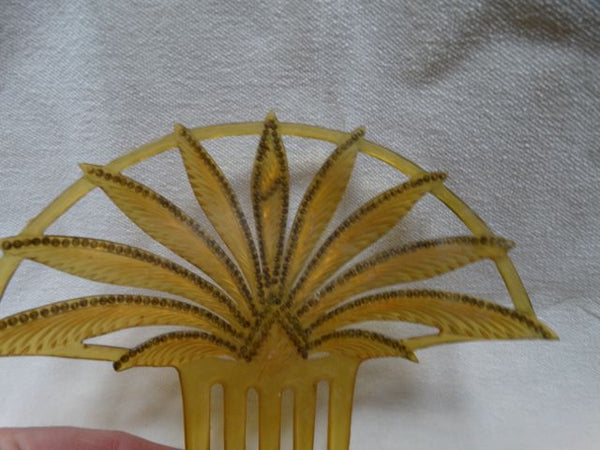 Art Deco Mantilla Comb