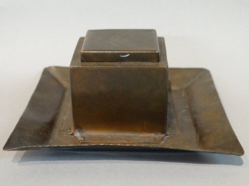 Arts & Crafts Copper Hand-hammered Inkwell 1900-1910